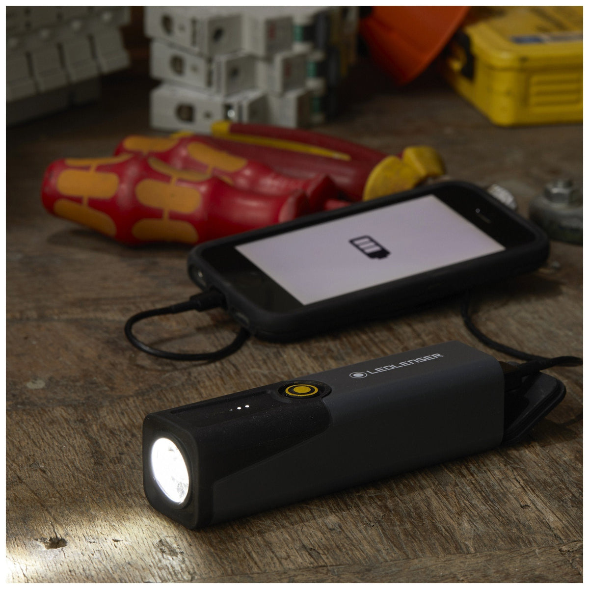 Ledlenser iW3R Rechargeable Work Light Powerbank