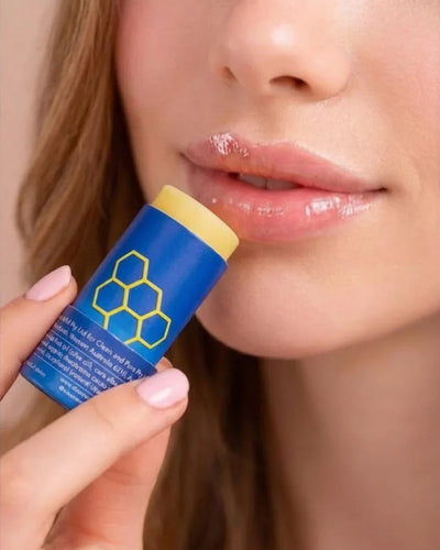 Clean & Pure Manuka Honey Lip Balm Zinc SPF15 - Shop  Lip Balm at  Trekaline