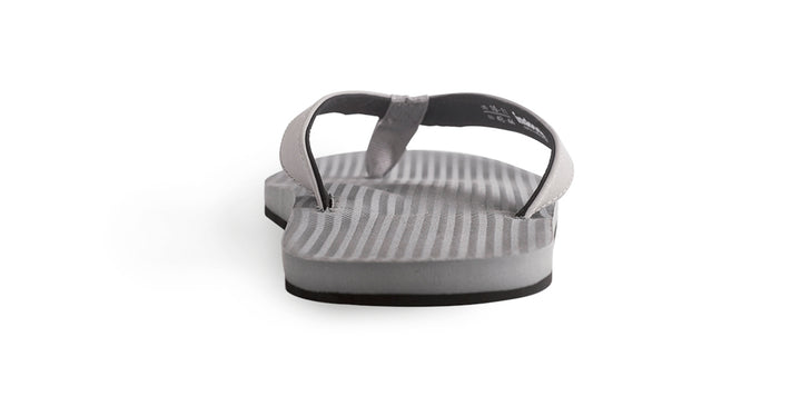 Indosole Men's ESSNTLS Flip Flops