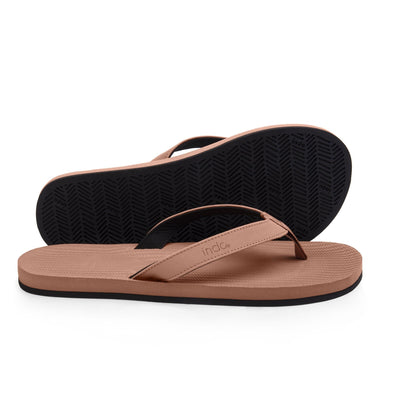 Indosole Men's ESSNTLS Flip Flops