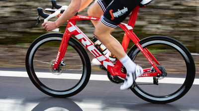 Bontrager R3 Hard-Case Lite TLR Road Tyre