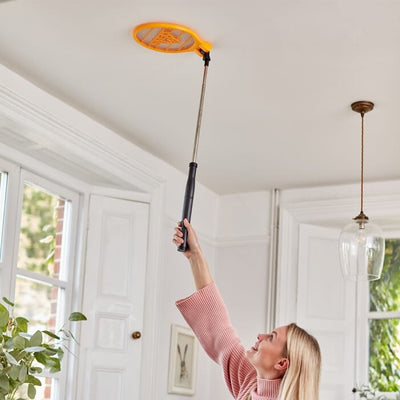STV Zero In Telescopic Bug Bat Fly Swatter