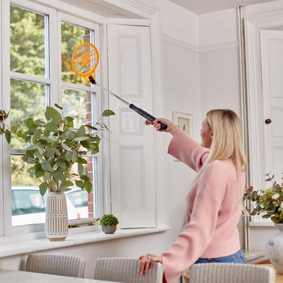 STV Zero In Telescopic Bug Bat Fly Swatter