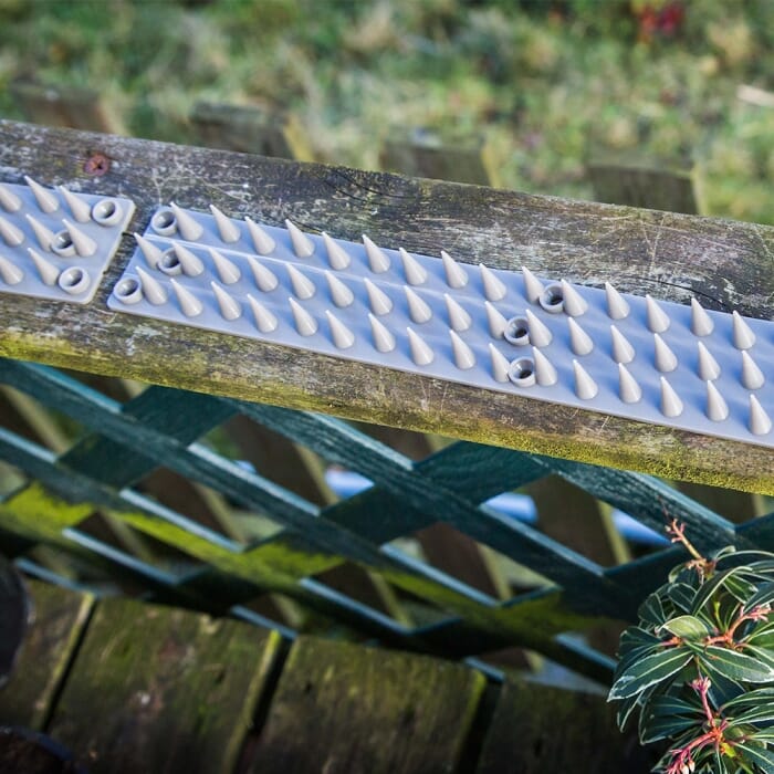 STV Big Cheese Prickle Strip Garden Fence Topper 45 cm