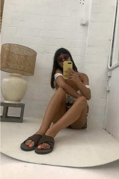 Indosole Women's ESSNTLS Cross Sandals