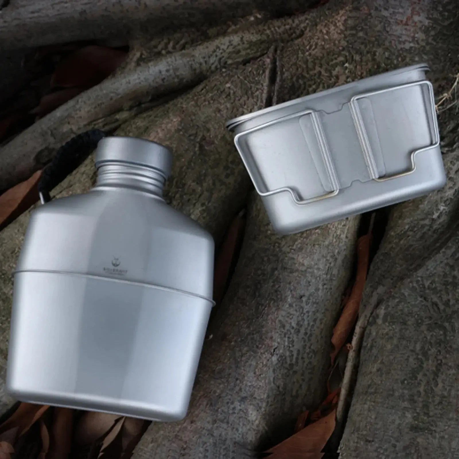 1000ml SilverAnt Titanium Canteen Military Mess Kit dismantled showing canteen and titanium lid
