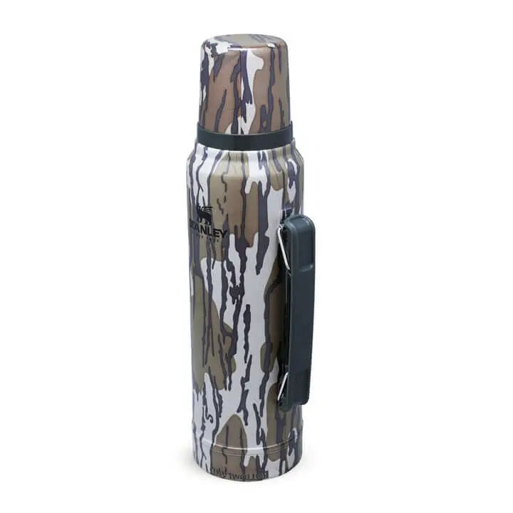 Classic Legendary Bottle (Mossy Oak) - 34 oz / 1 L - Shop  Thermoses at  Trekaline