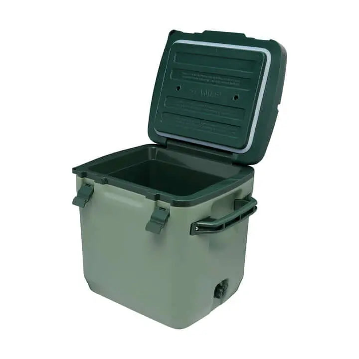 Adventure Cold For Days Outdoor Cooler - 28.3L - Shop  Hard-sided Coolers at  Trekaline