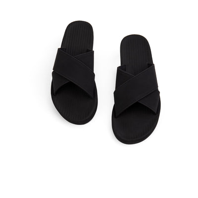Indosole Women's ESSNTLS Cross Sandals