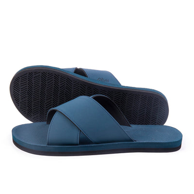 Indosole Women's ESSNTLS Cross Sandals