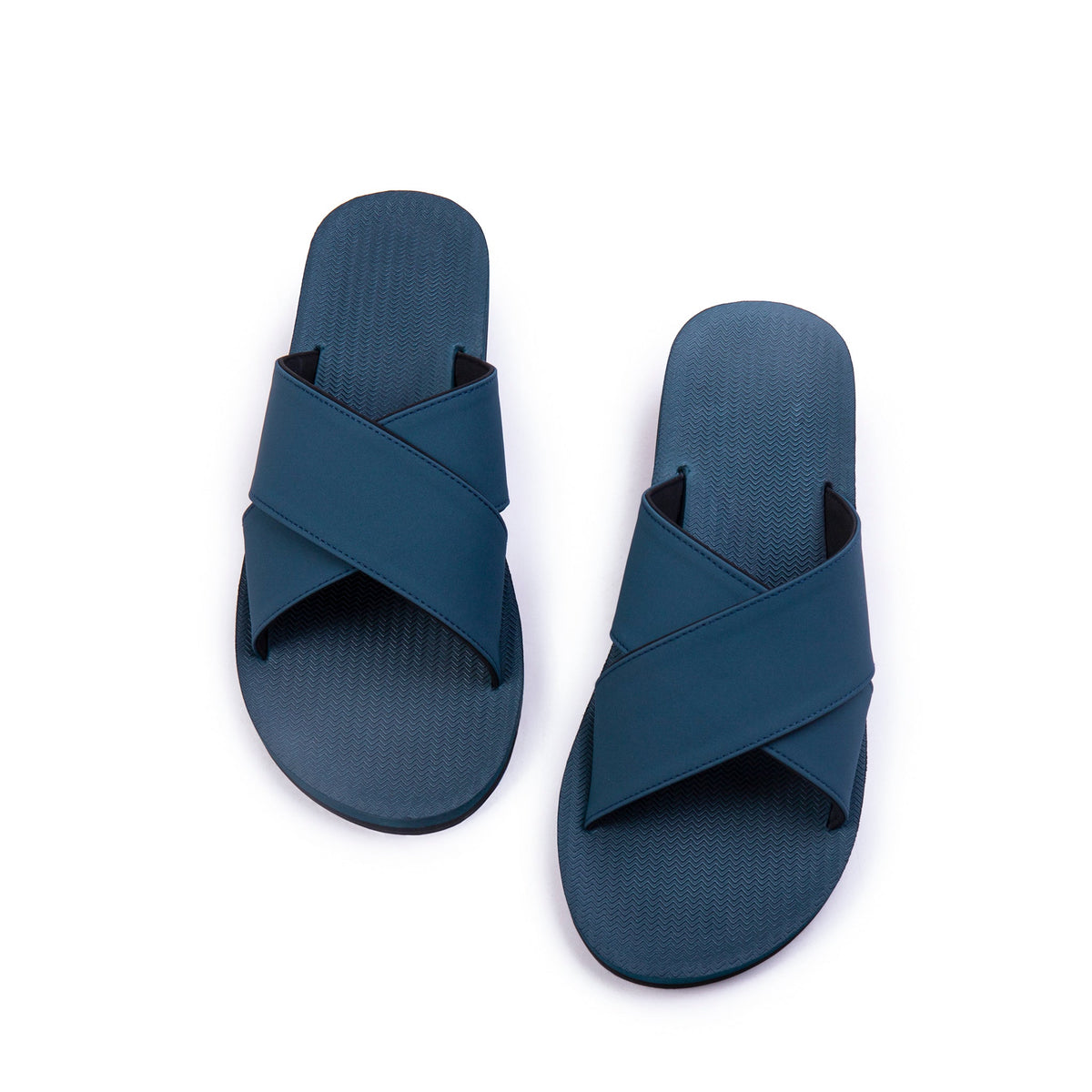 Indosole Women's ESSNTLS Cross Sandals