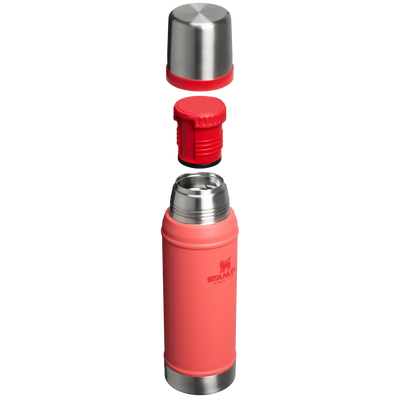 Stanley Classic Legendary Bottle 25 oz - Shop  Thermoses at  Trekaline
