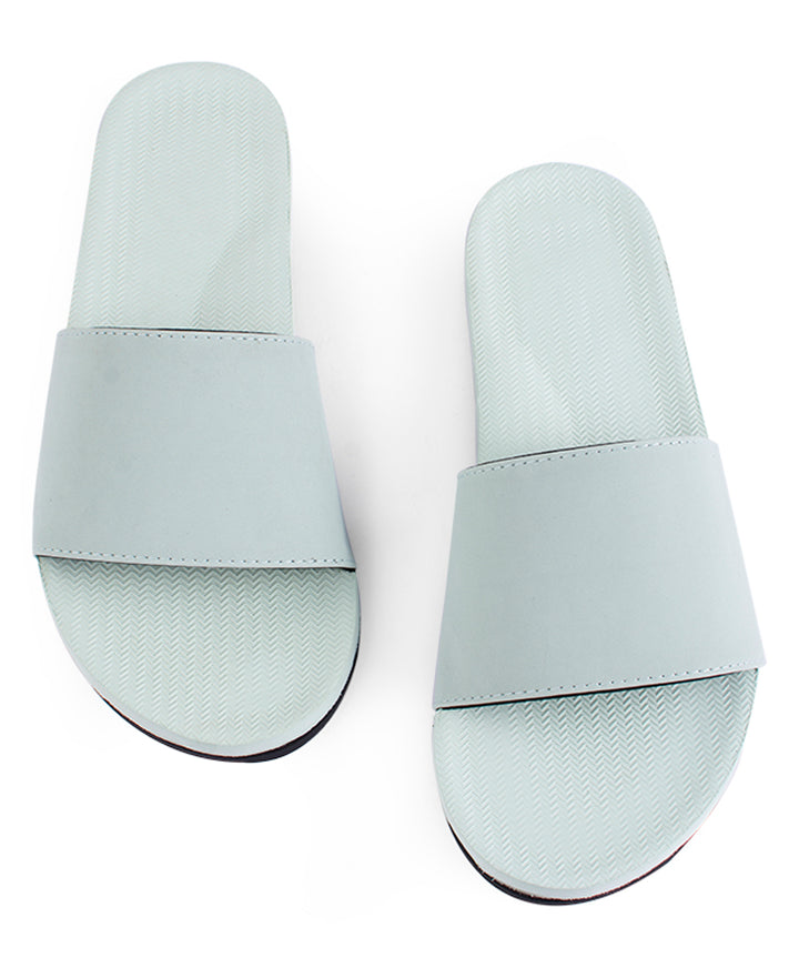 Indosole Women's ESSNTLS Slides
