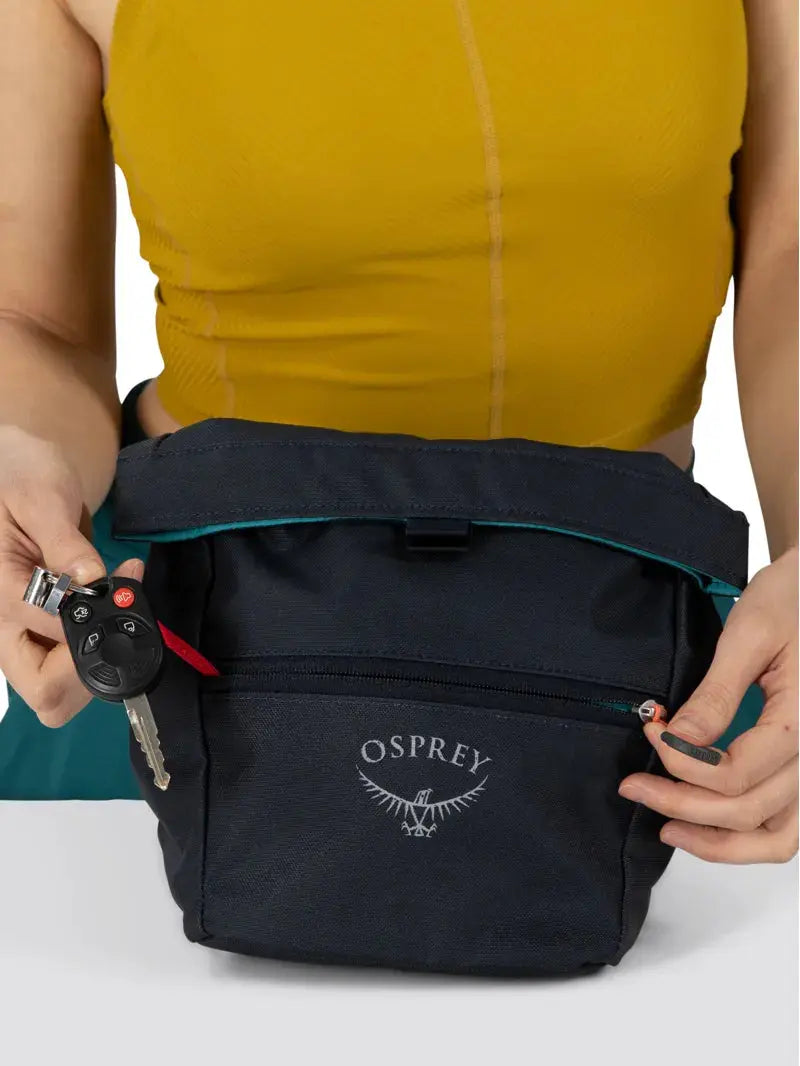 Osprey Zealot Chalk Bucket - Crustacean Blue - Shop  Chalk Bags at  Trekaline