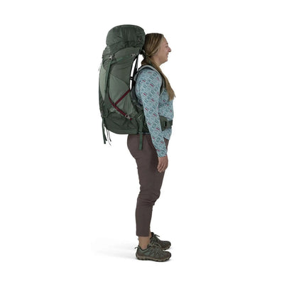 Side view of woman wearing Osprey Aura AG LT 50 - Women backpack with AntiGravity suspension and floating top lid.
