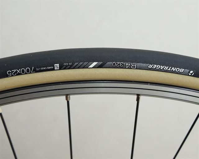 Bontrager R4 320 Handmade Clincher Road Tire - Shop  Road Bike Tires at  Trekaline
