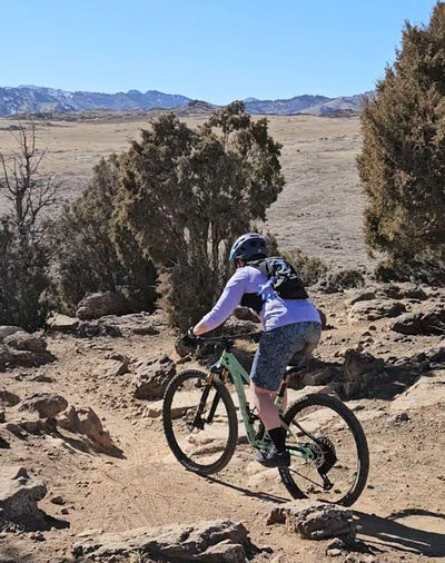 Camelbak Chase Adventure 8 Hydration Vest - Women - Shop  Running Hydration Vests at  Trekaline