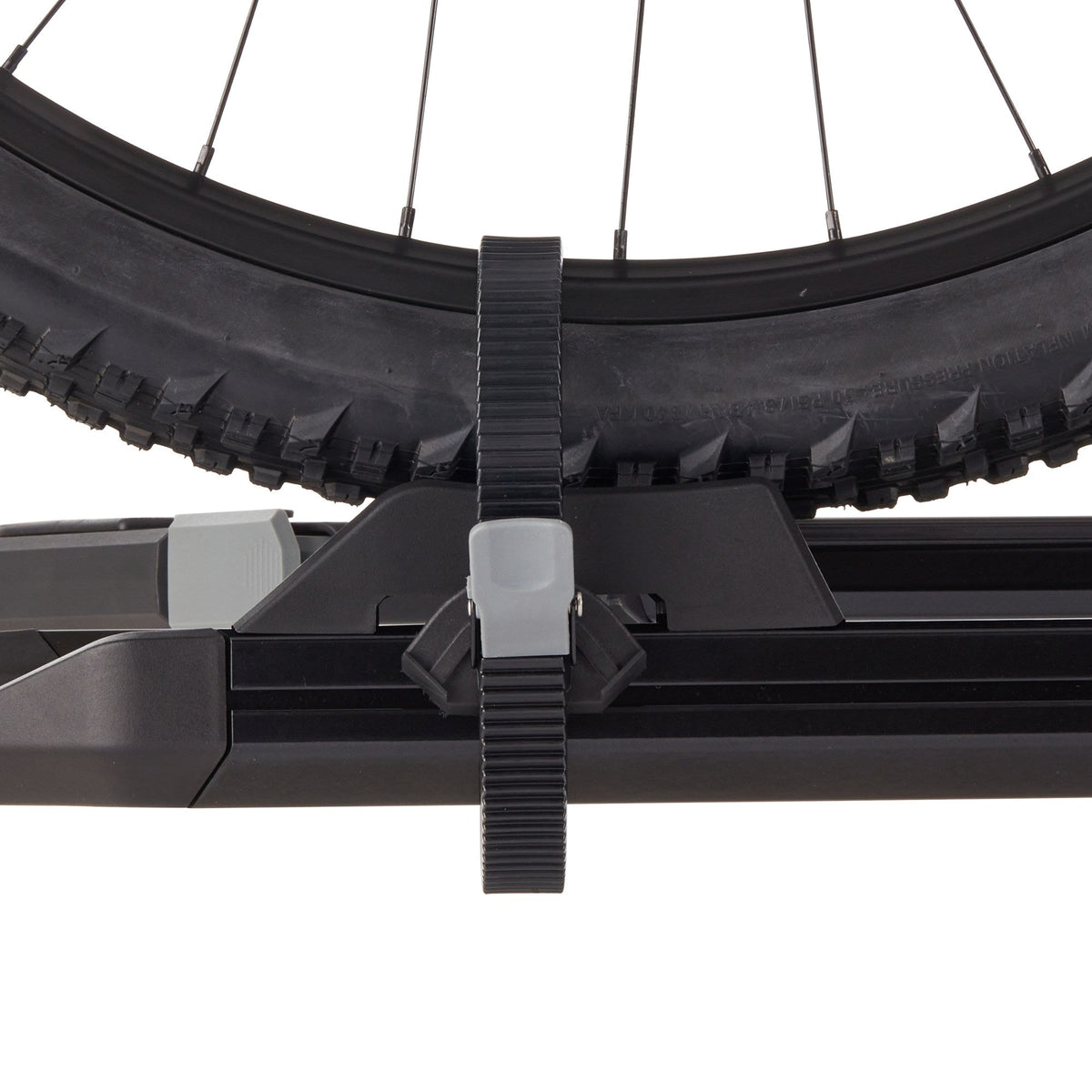 Saris EDGE 2-Bike Hitch Rack - Shop  Bike Cargo Racks at  Trekaline