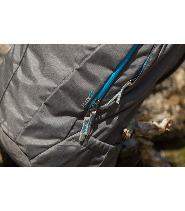 Vango Flux 22 Daypack - Shop  Travel Daypacks at  Trekaline