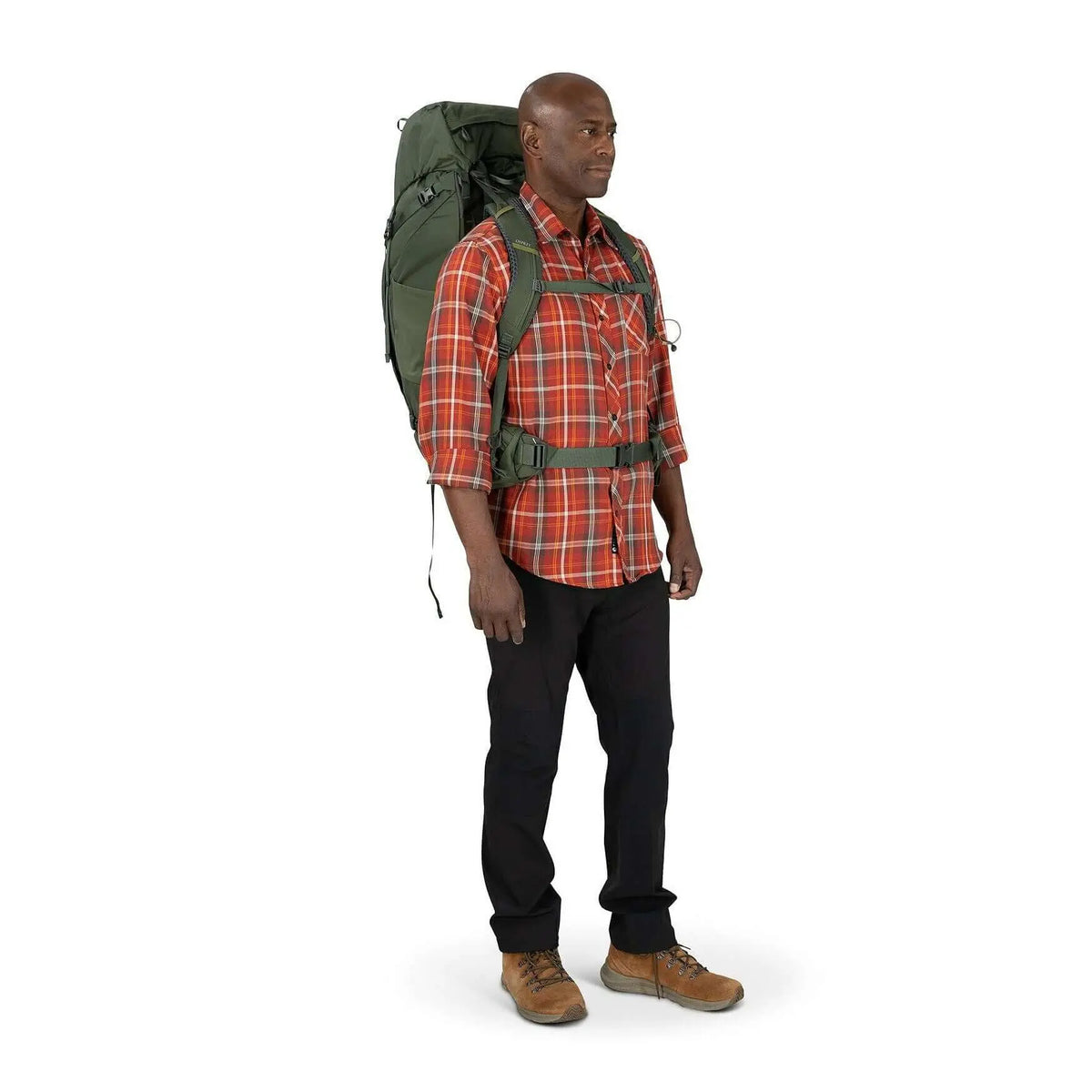 Man wearing Osprey Kestrel 58 - Men rucksack for outdoor adventures and backpacking.