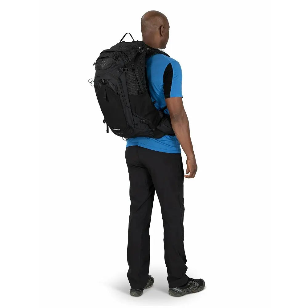 Osprey Manta 34 Hydration Daypack - Men - Shop  Hiking Hydration Packs at  Trekaline