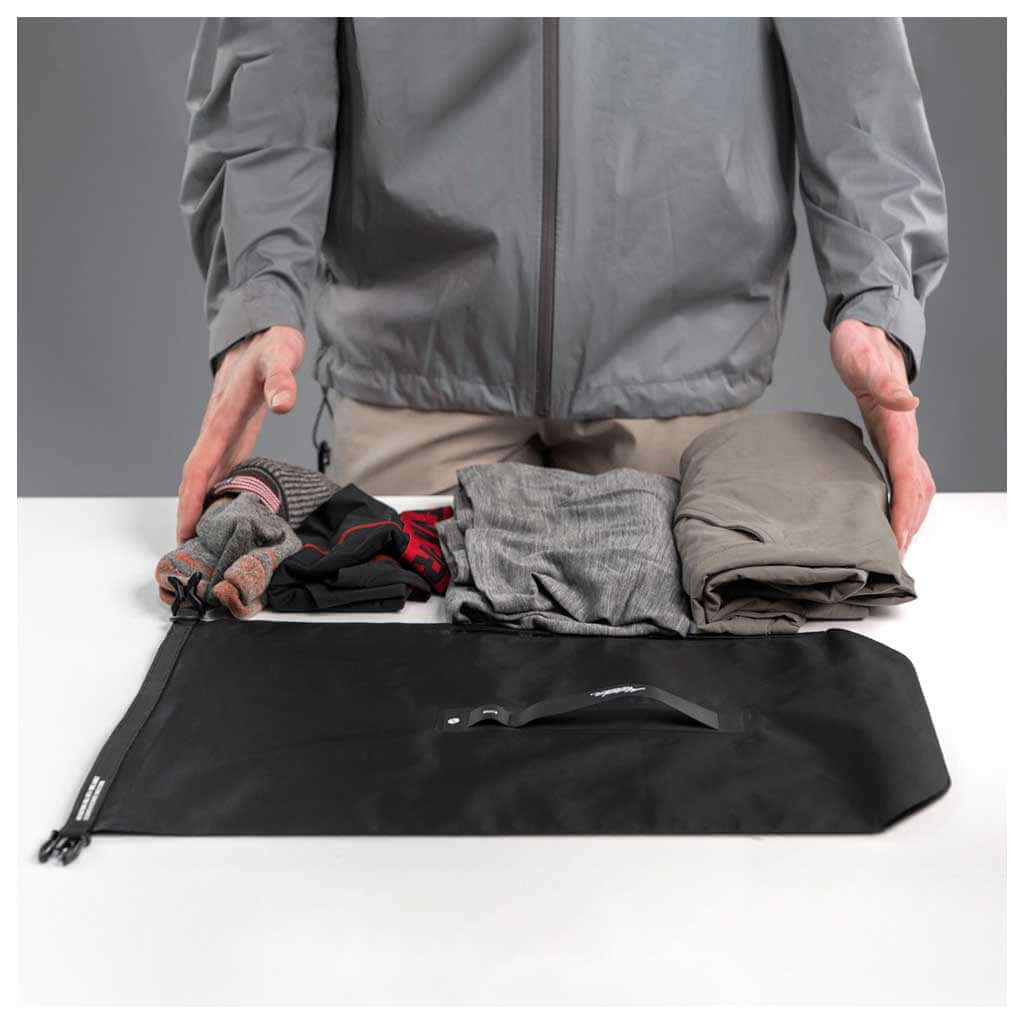 Matador Flatpak Dry Bag - 8L - Shop  Roll-Top Dry Bags at  Trekaline