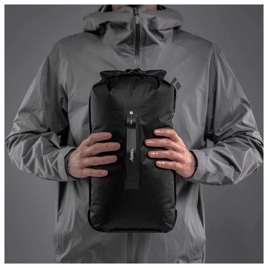 Matador Flatpak Dry Bag - 8L - Shop  Roll-Top Dry Bags at  Trekaline