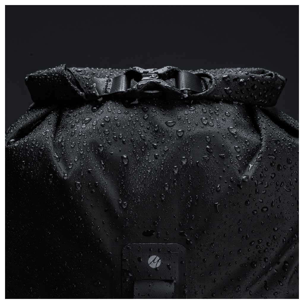 Matador Flatpak Dry Bag - 8L - Shop  Roll-Top Dry Bags at  Trekaline
