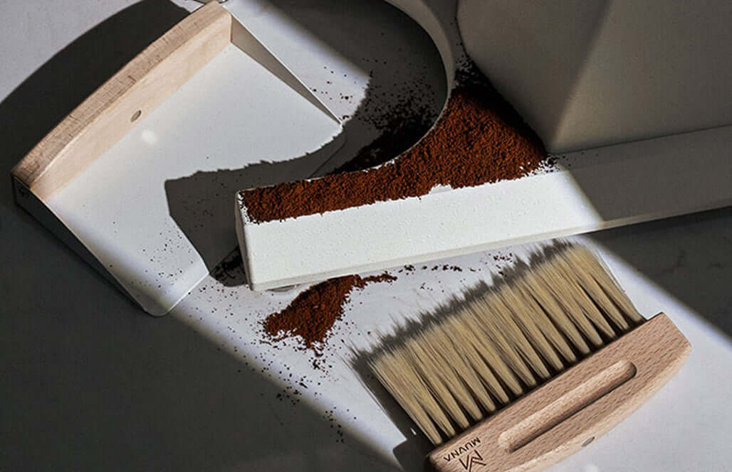 Muvna Magnetic Coffee Cleaning Brush White [QA Specs]