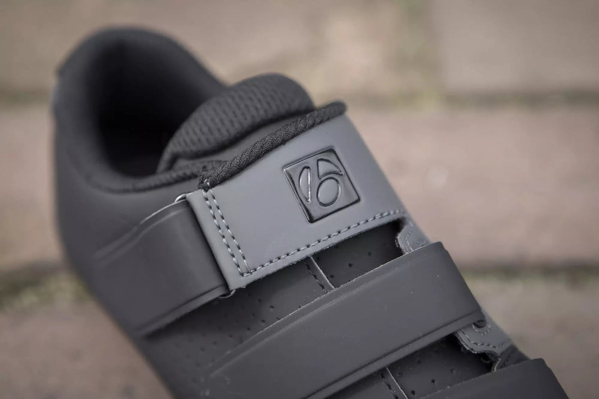 Bontrager Starvos Road Cycling Shoes - Shop  Road Cycling Shoes at  Trekaline