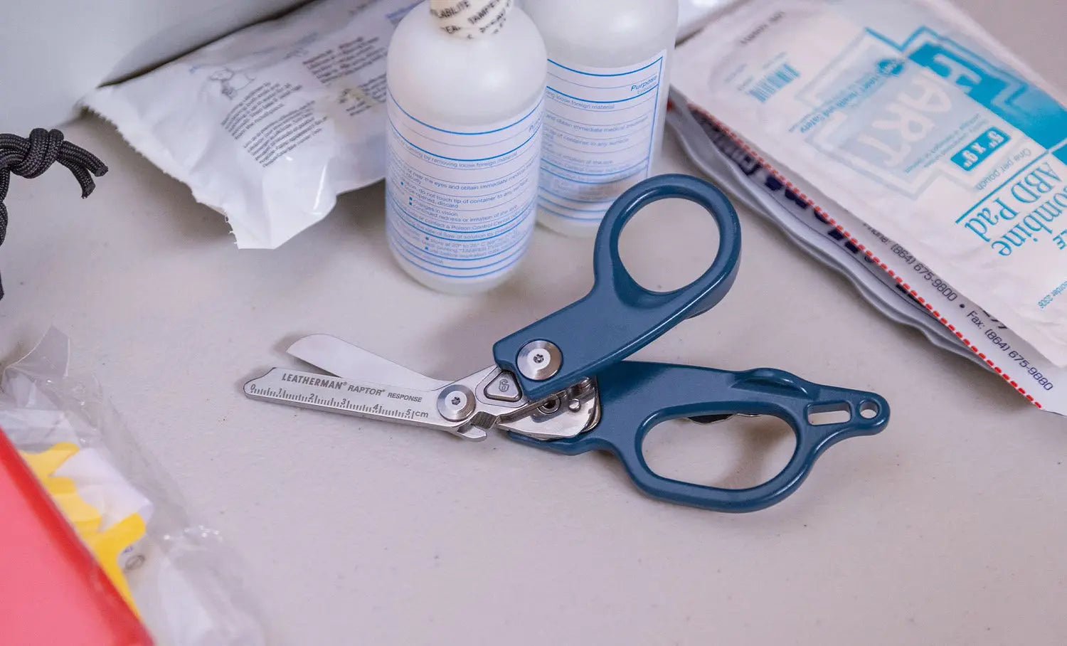 Leatherman Raptor Response - Shop  Multi-Tools at  Trekaline