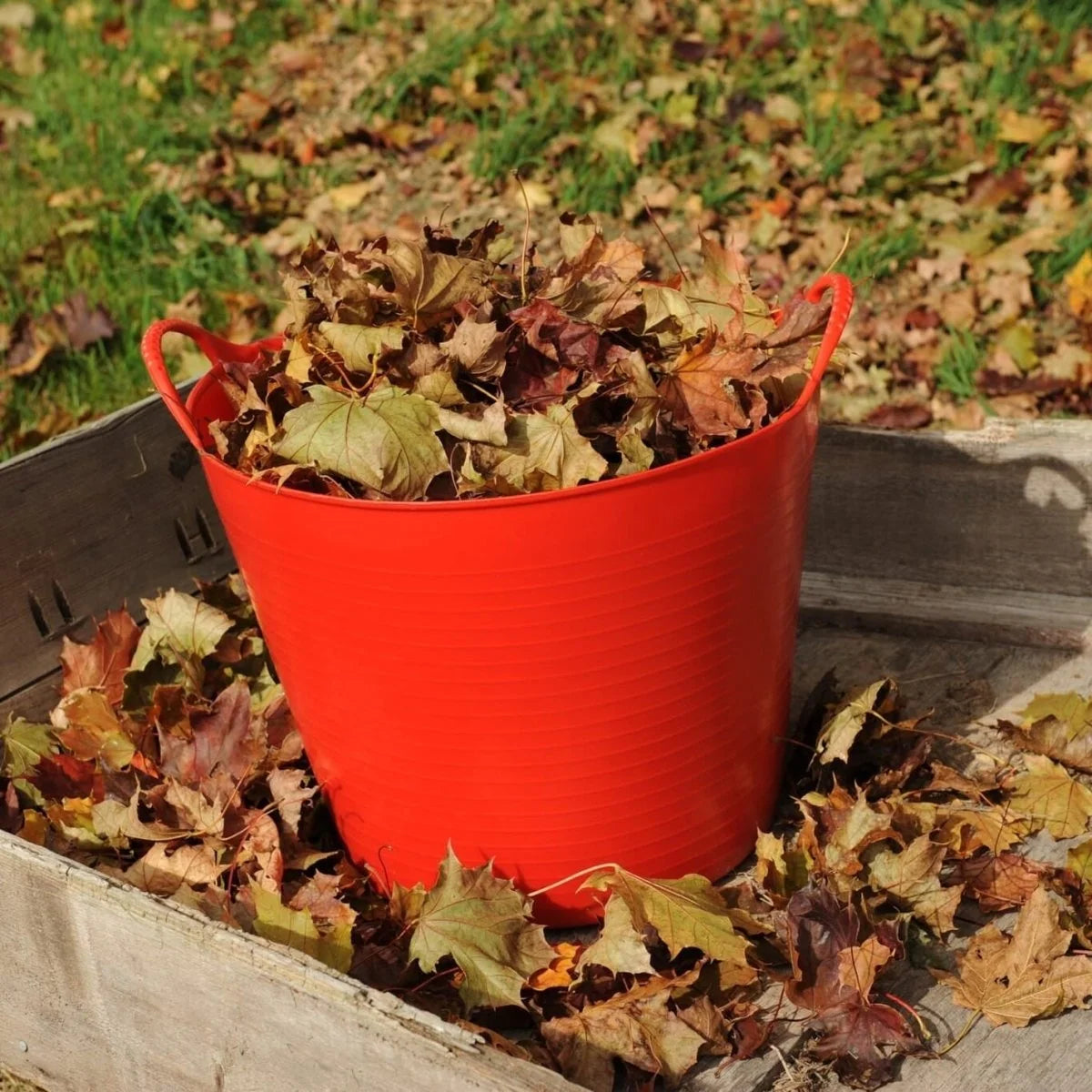 Red Gorilla Tub Medium 26 L
