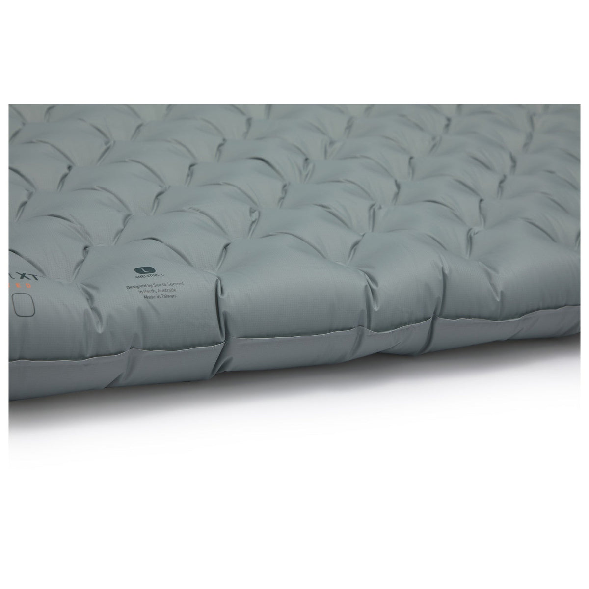 Sea to Summit Ether Light XT Insulated Sleeping Mat - Shop  Air Pads at  Trekaline