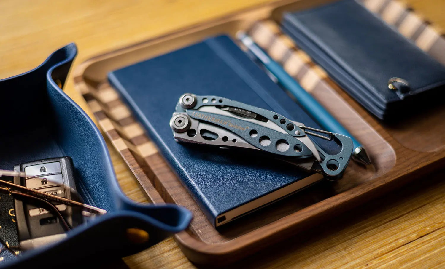 Leatherman Skeletool - Shop  Multi-Tools at  Trekaline