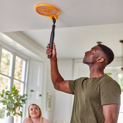 STV Zero In Telescopic Bug Bat Fly Swatter