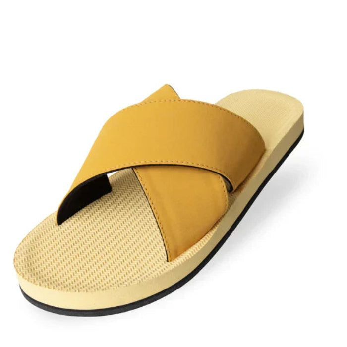 Indosole Women's ESSNTLS Cross Sandals